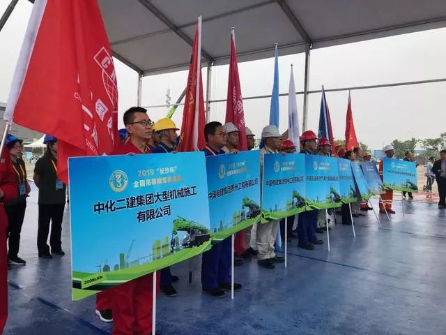 长沙吊车出租,长沙叉车出租,长沙设备搬运 长沙吊车出租,长沙叉车出租,长沙设备搬运